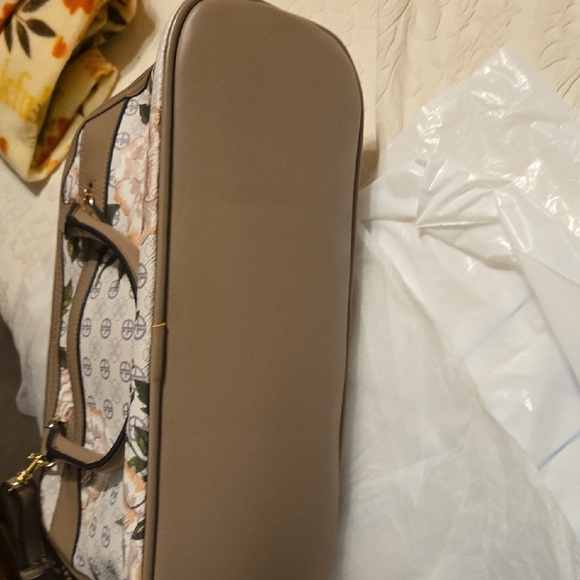 Giani Bernini Beige and Brown Floral Satchel - Picture 6 of 6